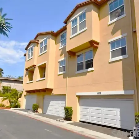 Entire Private 3-Bedroom Townhouse With Garage Parking Near San Diego Gaslamp National City Exterior photo